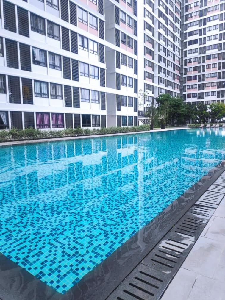 Happy Family Horizon Suite - Near Xiamen-Klia Netflix Kampong Melot Экстерьер фото