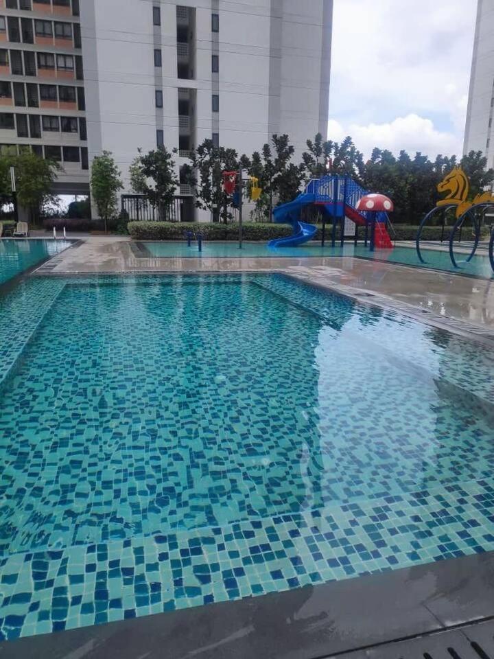 Happy Family Horizon Suite - Near Xiamen-Klia Netflix Kampong Melot Экстерьер фото