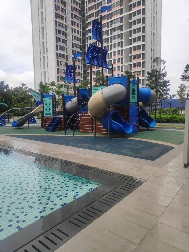 Happy Family Horizon Suite - Near Xiamen-Klia Netflix Kampong Melot Экстерьер фото